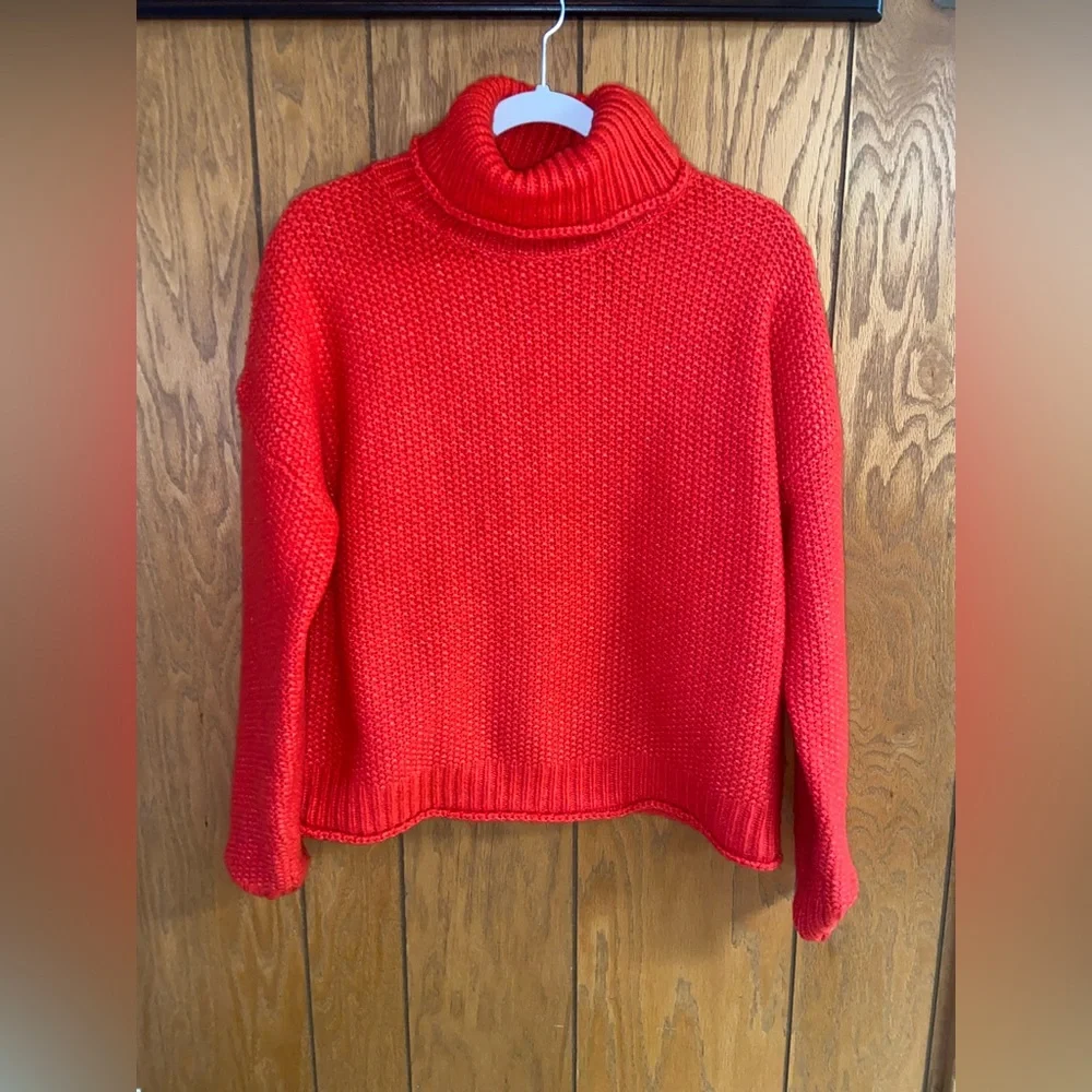 Kut red sweater. Very good condition. Size S - Picture 1 of 3